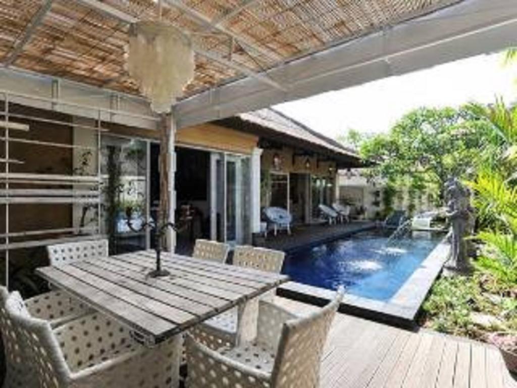 Bamboo Moon Villas Sanur  Ngoại thất bức ảnh